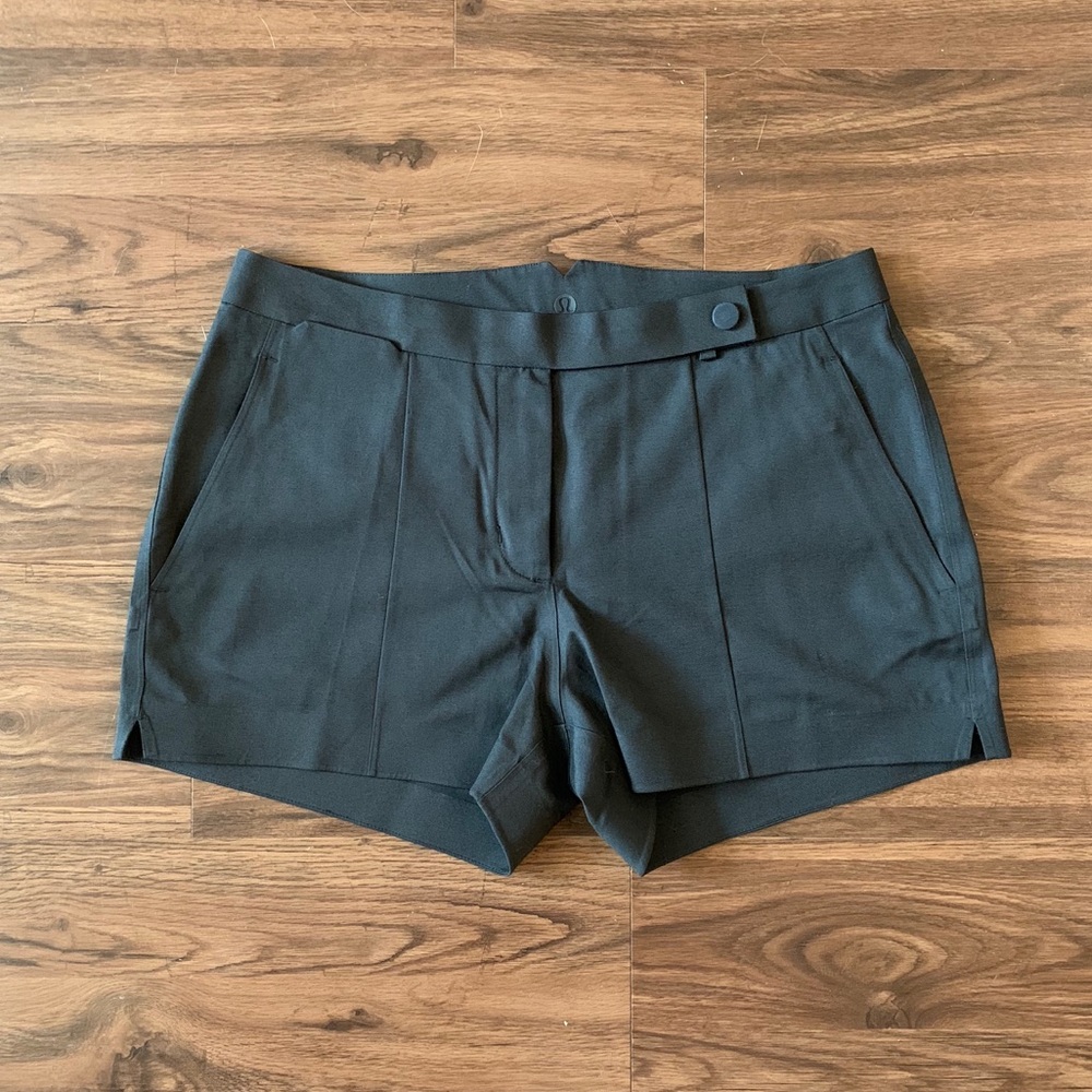 Lululemon Shorts Size 6